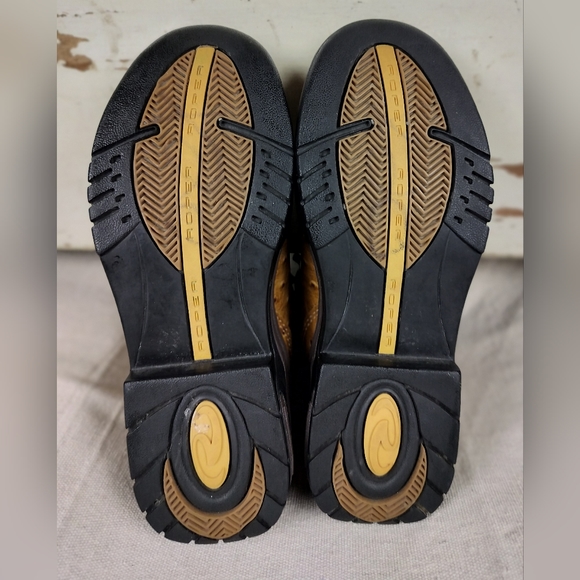 Roper Leather Ostrich Kiltie Boots - Picture 9 of 10